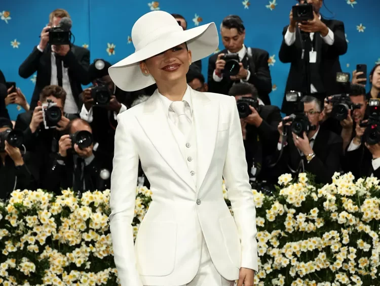 zendaya-met-gala-2025-red-carpet