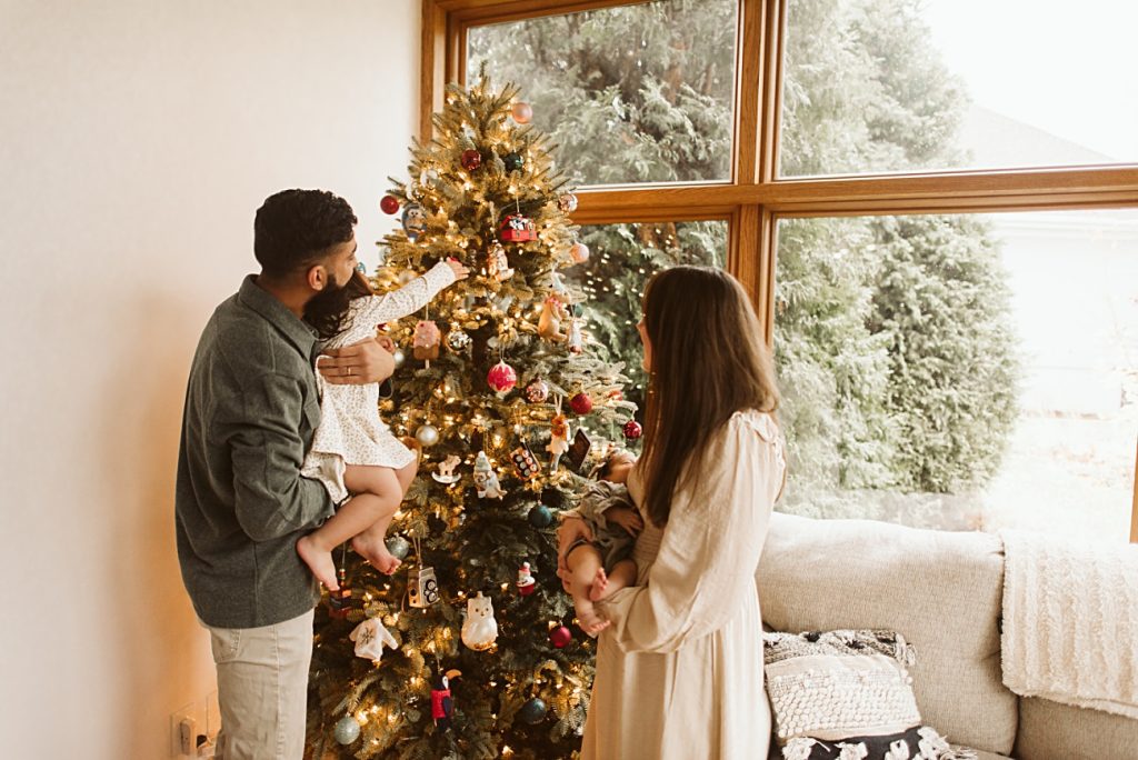 Christmas-Family-Photography-in-Madison-Wisconsin-17
