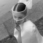 Веловите и bridal додатоците повеќе нема само да ја дополнуваат свадбената фризура – тие ќе станат нејзиниот најважен дел.