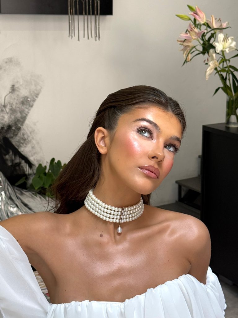 Sim Saltirova открива: Кои bridal beauty трендови заминуваат и што доаѓа во 2027