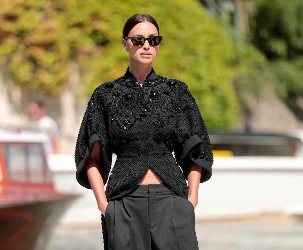 Irina Shayk arriva al Festival di Venezia 2026 1