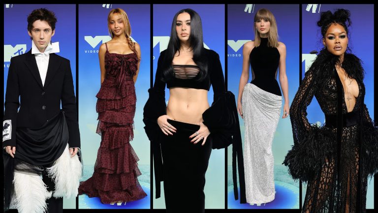 Гола кожа, пердуви и драма: Најсмелите модни изданија од MTV VMA 2026