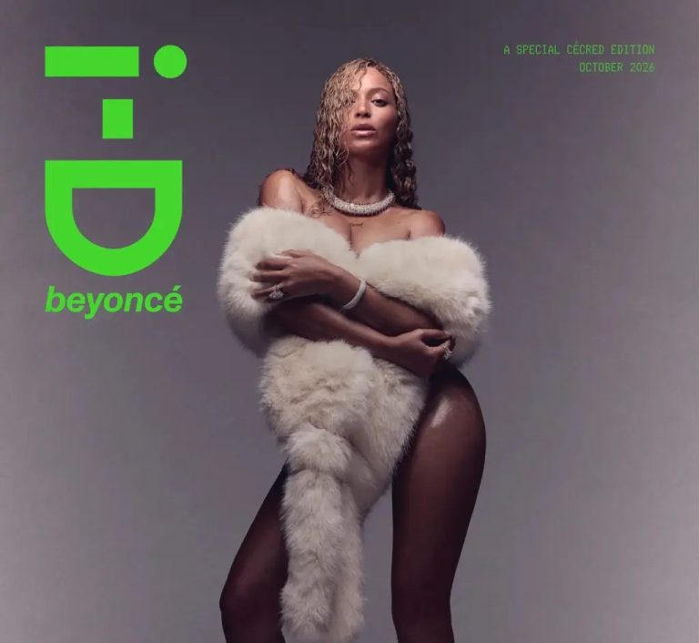 beyonce-wears-nothing-fur-heels-