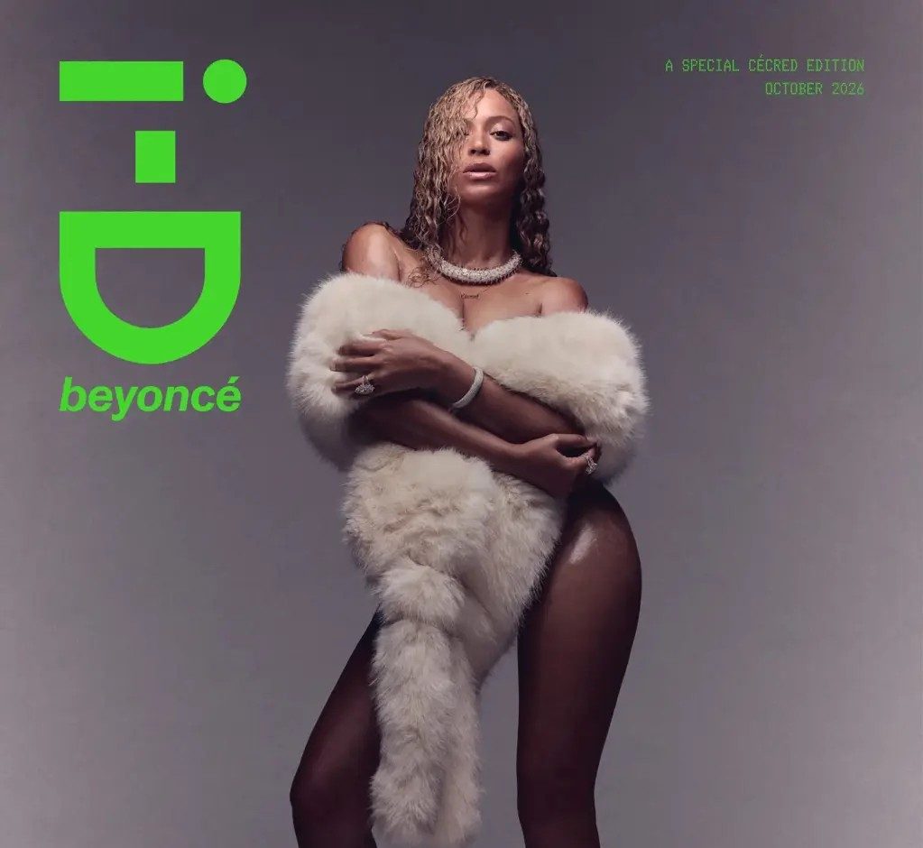 beyonce-wears-nothing-fur-heels-